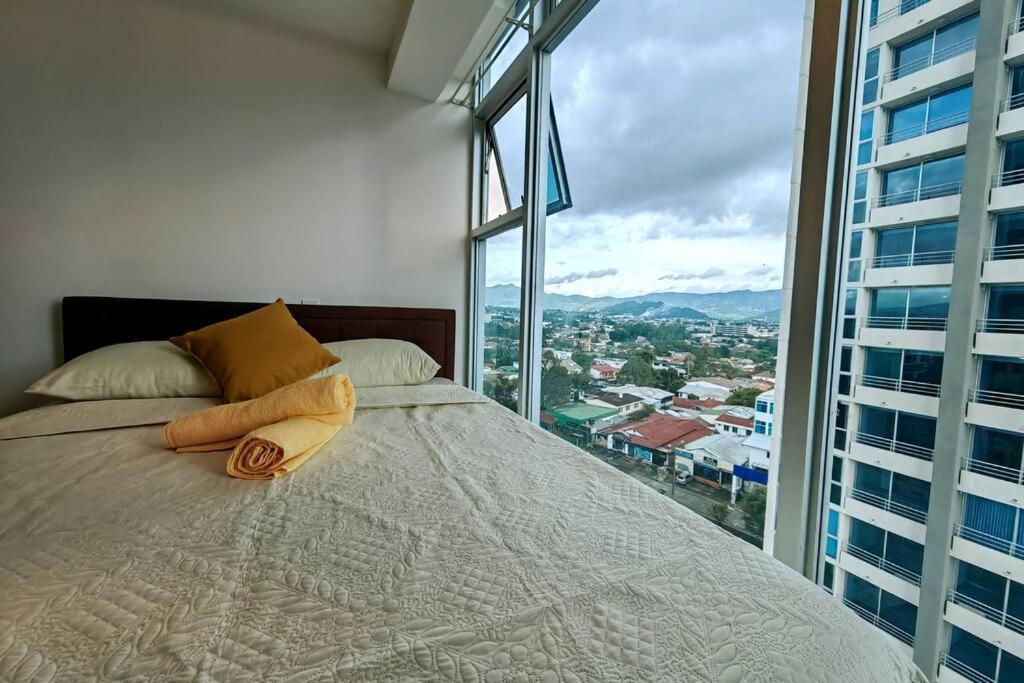 1102 Torre Los Yoses Hermoso Apartamento En Barrio Escalante Sin Parqueo San José Exteriér fotografie